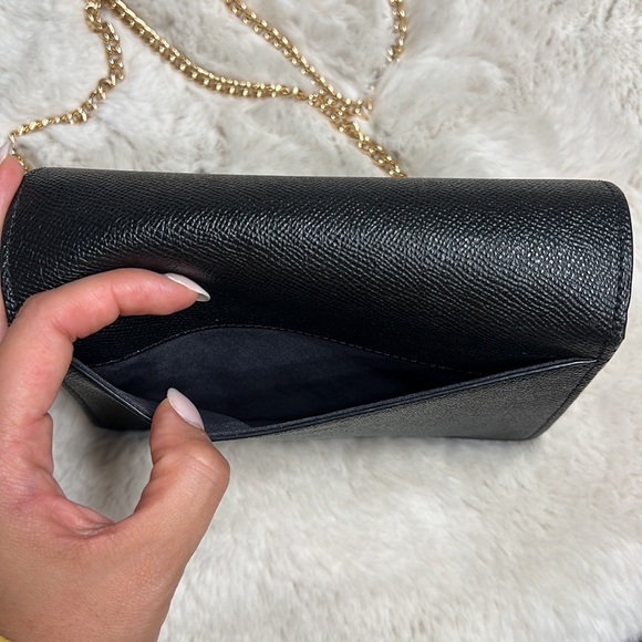 Coach black leather cross body bag with heavy gold chain - Picture 8 of 12